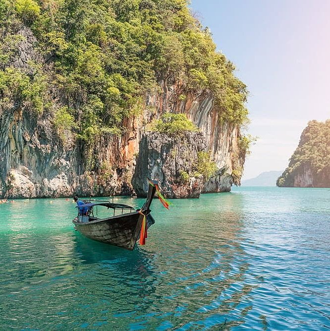 1565015_w-3840_h-2160_q-70_m-crop